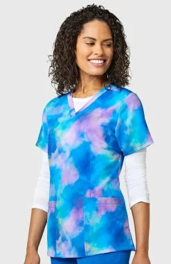 WonderWink Women's V-Neck 3 Pocket Twilight Print Scrub Top