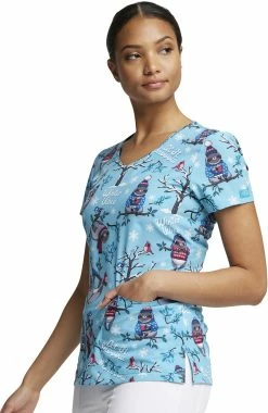 Dickies Women's V-Neck Winter Vibes Print Scrub Top -Scrubs for Women shop 3 di dk852 print 650