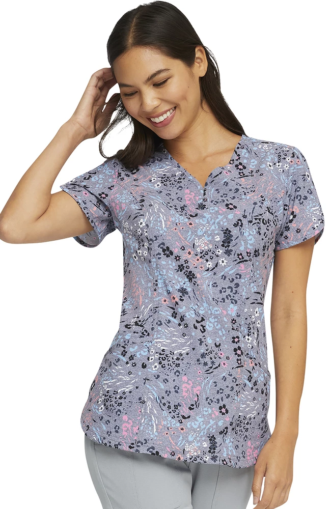 Heartsoul Clearance Women's Sweet Safari Print Scrub Top 6 Heartsoul Clearance Women's Sweet Safari Print Scrub Top - Image 4